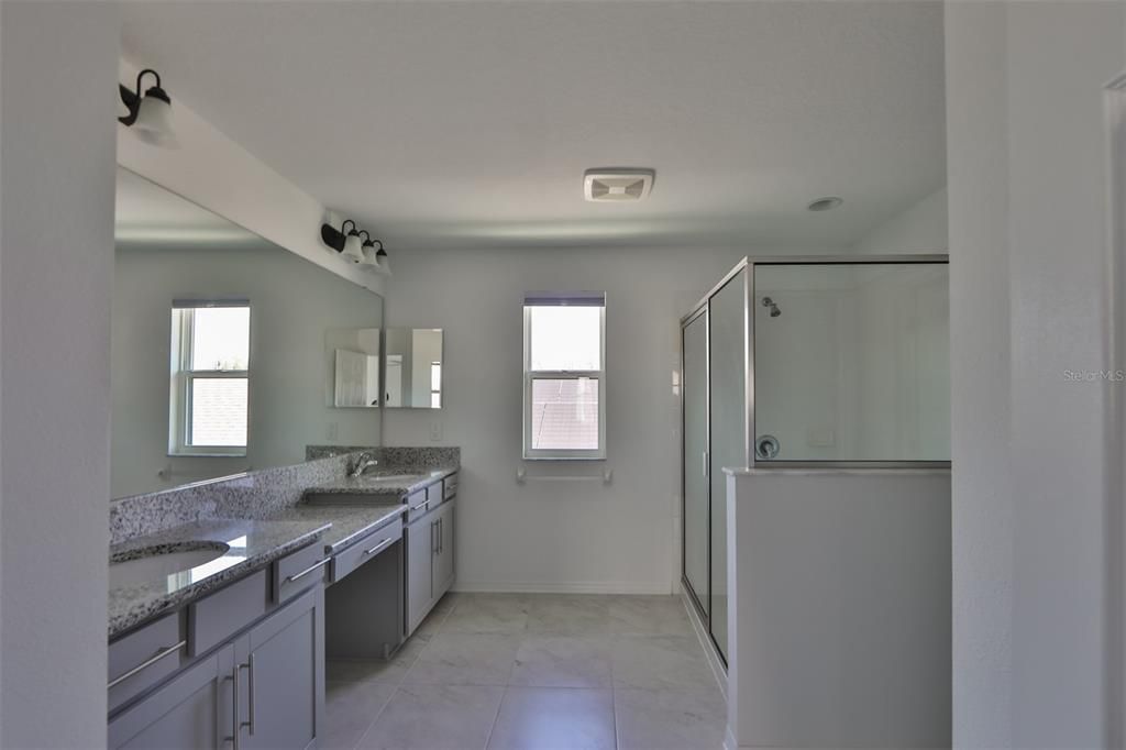 For Rent: $3,700 (3 beds, 2 baths, 2502 Square Feet)