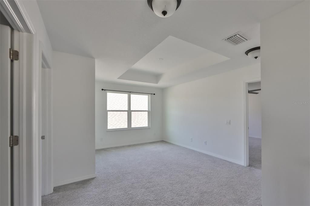 For Rent: $3,700 (3 beds, 2 baths, 2502 Square Feet)