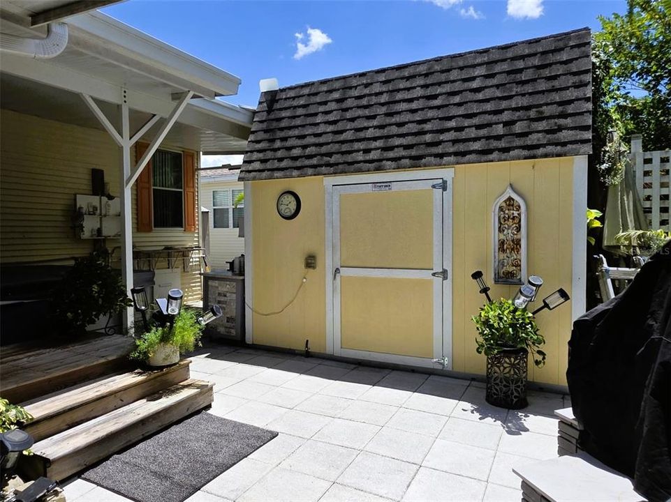 For Sale: $424,900 (3 beds, 2 baths, 2100 Square Feet)