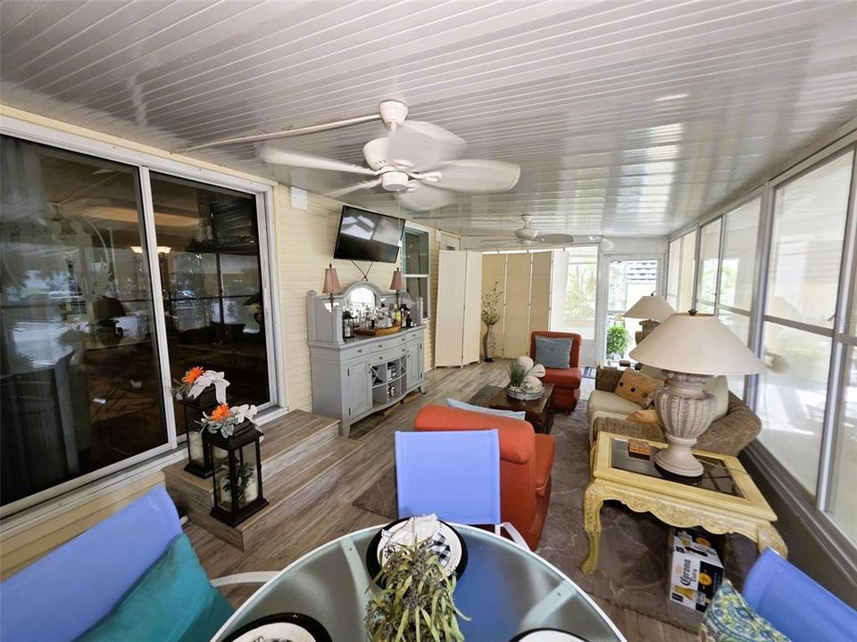 For Sale: $424,900 (3 beds, 2 baths, 2100 Square Feet)