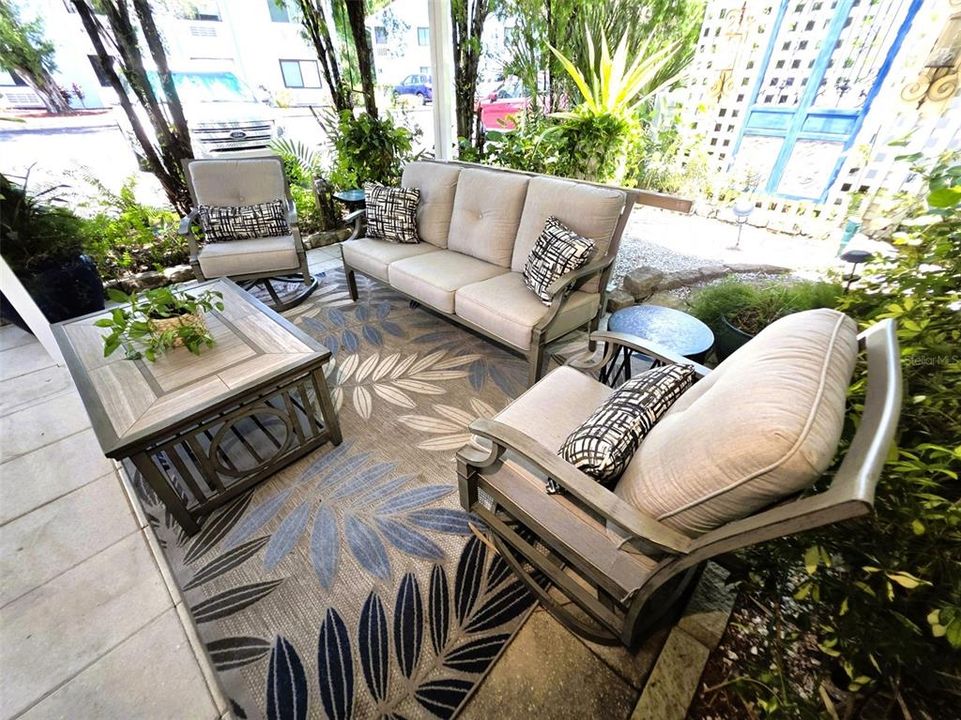 For Sale: $424,900 (3 beds, 2 baths, 2100 Square Feet)
