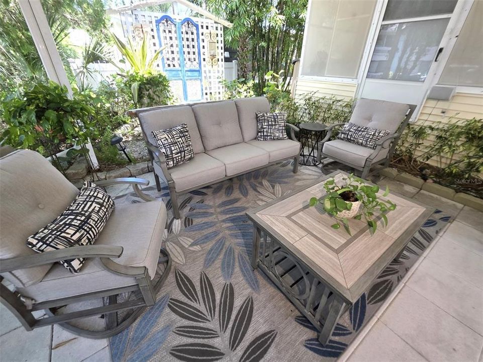 For Sale: $424,900 (3 beds, 2 baths, 2100 Square Feet)