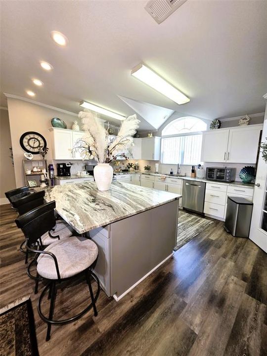 For Sale: $424,900 (3 beds, 2 baths, 2100 Square Feet)