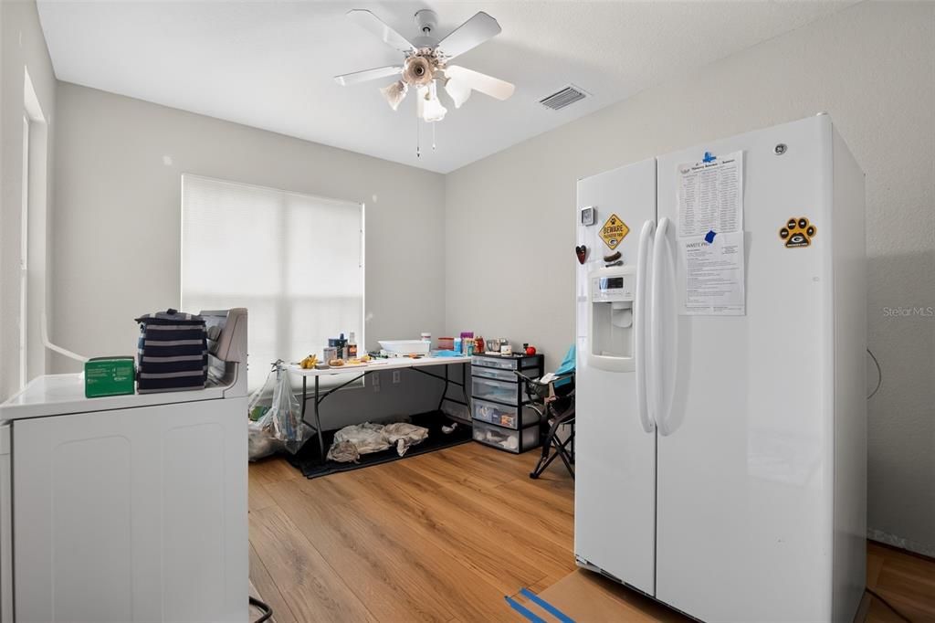 For Sale: $387,000 (2 beds, 2 baths, 3079 Square Feet)