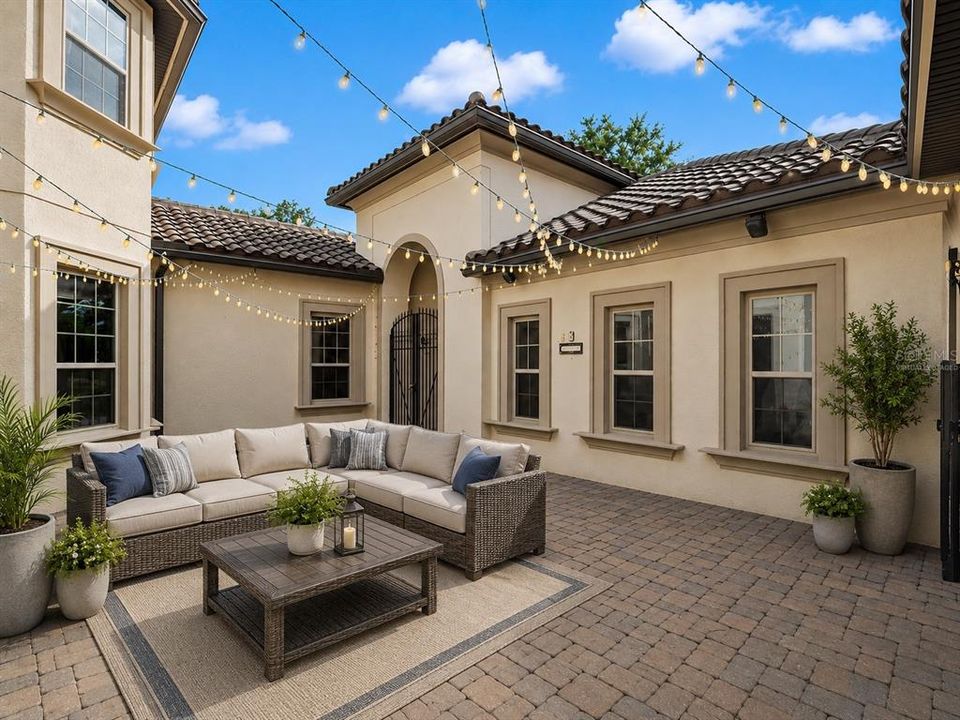 En Venta: $1,875,000 (6 camas, 7 baños, 5497 Pies cuadrados)