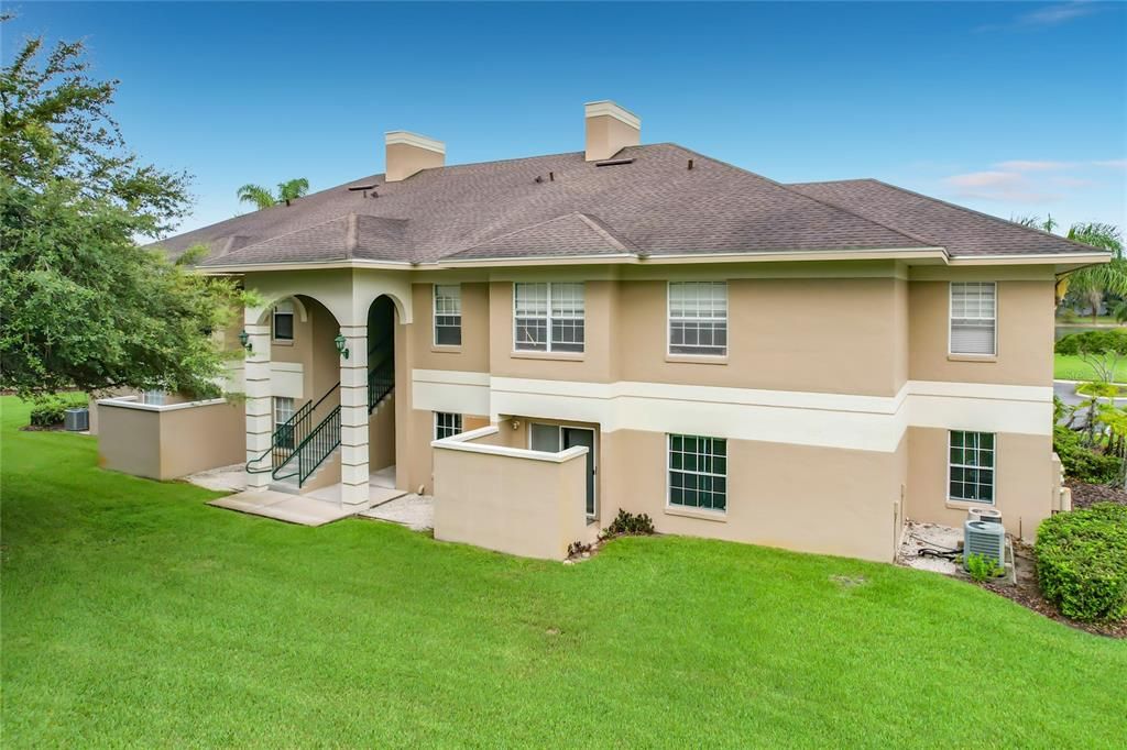 For Rent: $1,450 (2 beds, 2 baths, 1017 Square Feet)