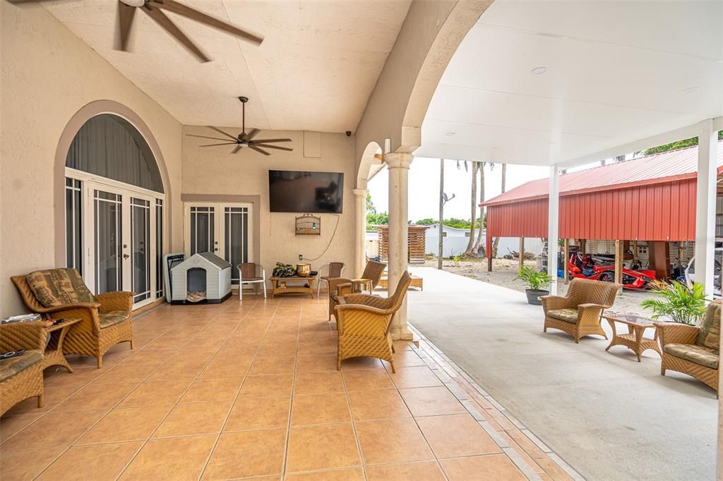 En Venta: $2,150,000 (4 camas, 3 baños, 3367 Pies cuadrados)