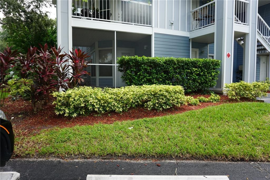 For Rent: $1,400 (1 beds, 1 baths, 674 Square Feet)
