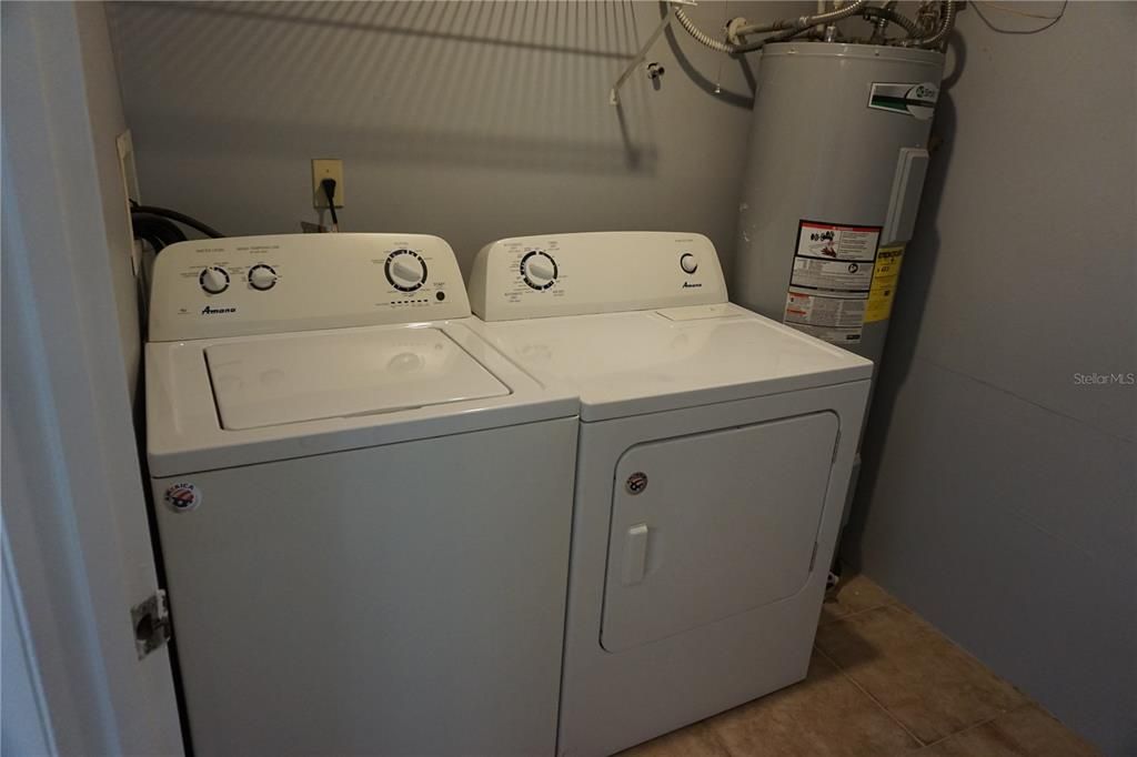 For Rent: $1,400 (1 beds, 1 baths, 674 Square Feet)