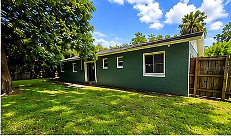 For Sale: $214,900 (3 beds, 1 baths, 1404 Square Feet)