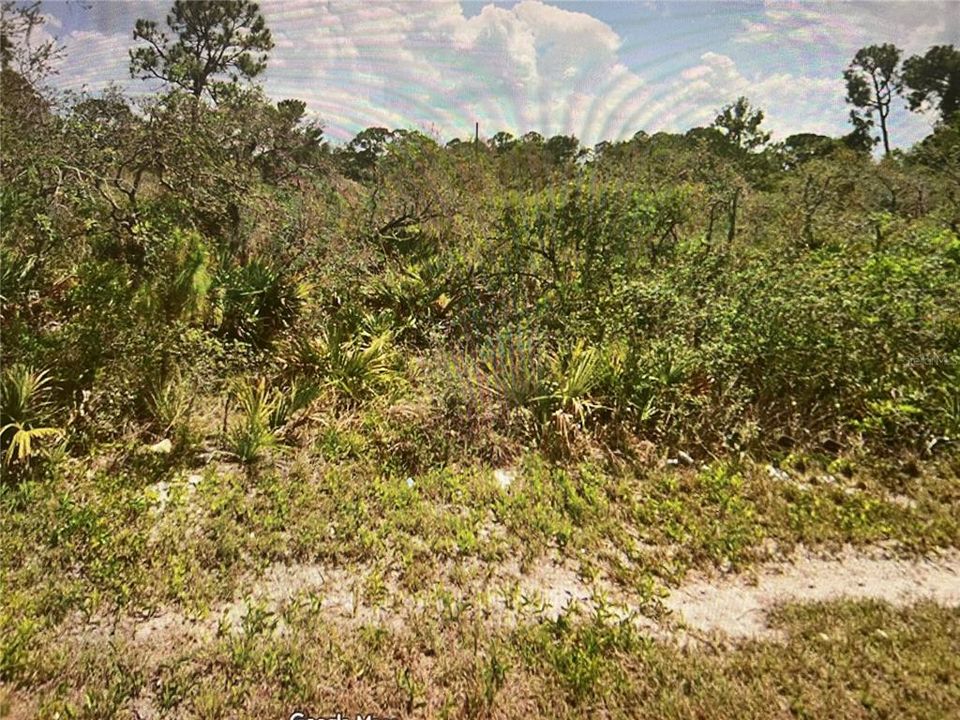На продажу: $15,999 (0.21 acres)