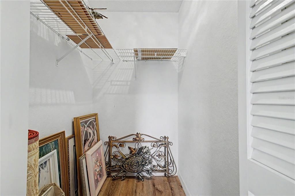 En Venta: $385,000 (3 camas, 2 baños, 1955 Pies cuadrados)