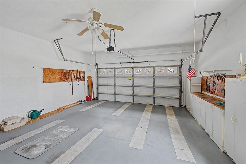 En Venta: $385,000 (3 camas, 2 baños, 1955 Pies cuadrados)