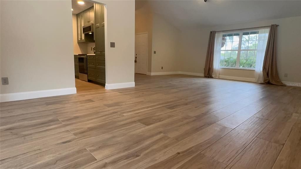 For Rent: $5,500 (4 beds, 2 baths, 2440 Square Feet)