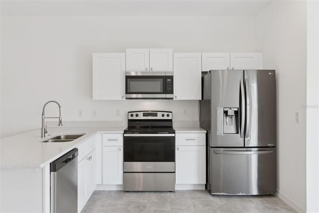 En Venta: $499,900 (6 camas, 0 baños, 2446 Pies cuadrados)