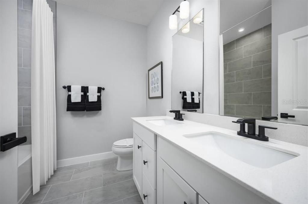 For Sale: $374,990 (4 beds, 2 baths, 2080 Square Feet)