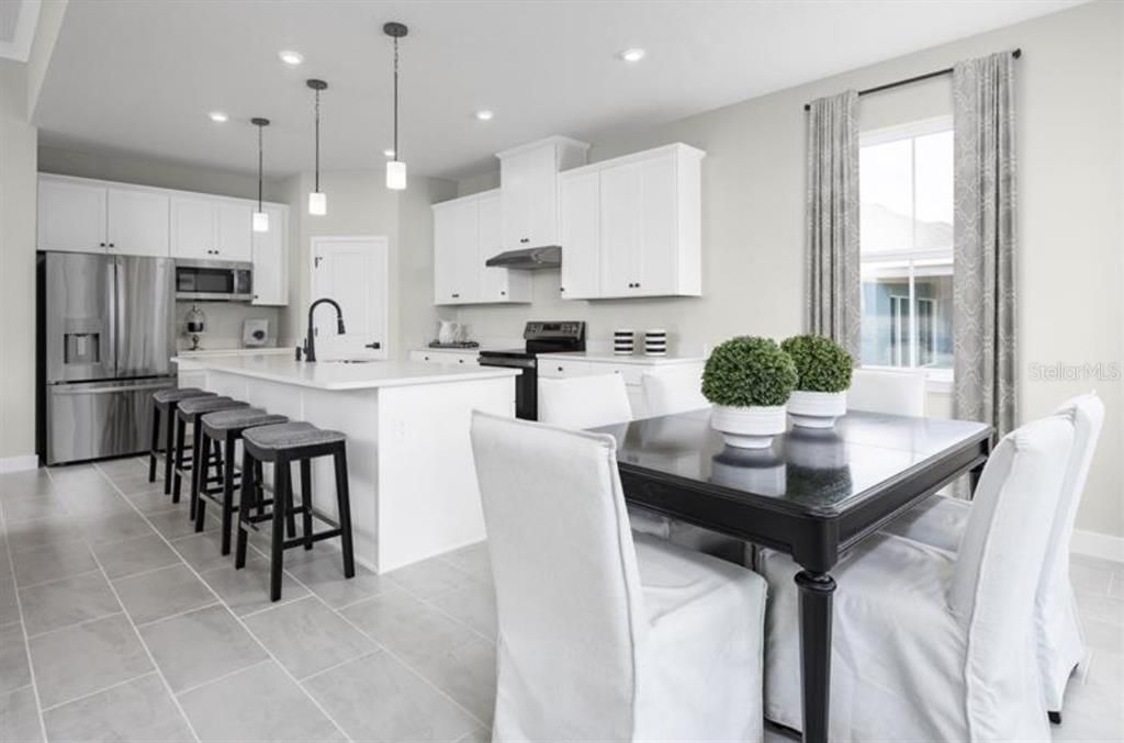 For Sale: $374,990 (4 beds, 2 baths, 2080 Square Feet)