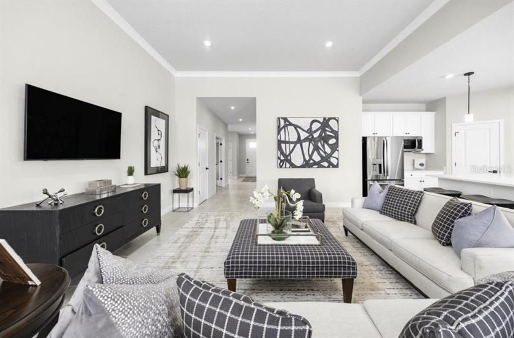 For Sale: $374,990 (4 beds, 2 baths, 2080 Square Feet)