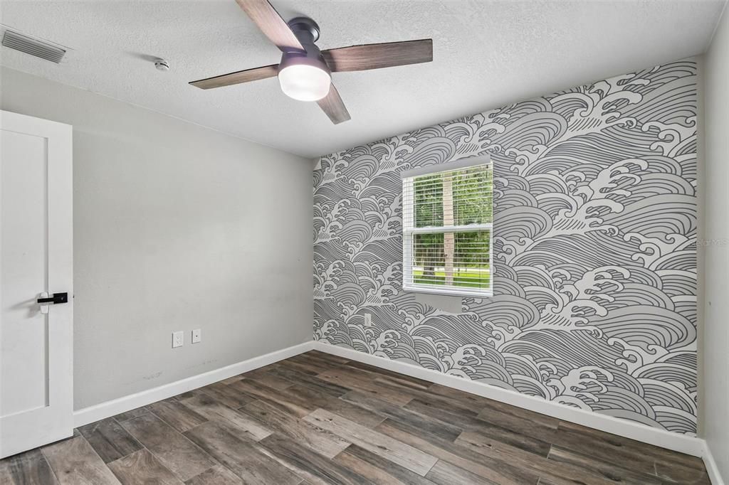 For Sale: $309,900 (4 beds, 2 baths, 1300 Square Feet)