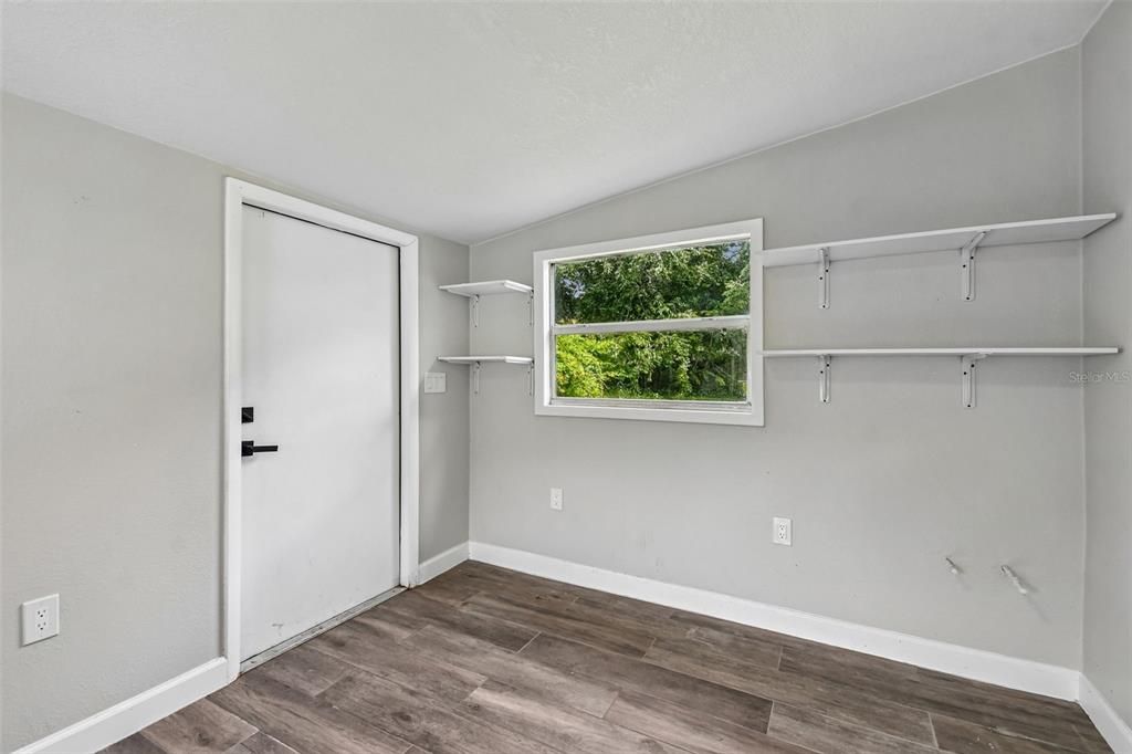 For Sale: $309,900 (4 beds, 2 baths, 1300 Square Feet)