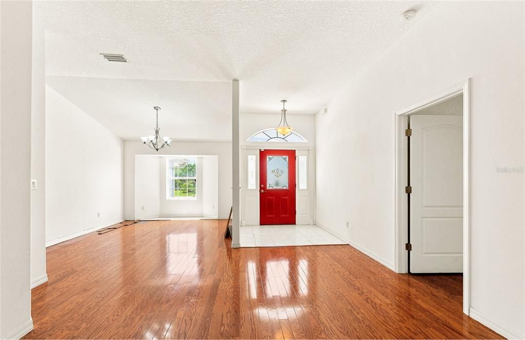 En Venta: $345,900 (3 camas, 2 baños, 1935 Pies cuadrados)