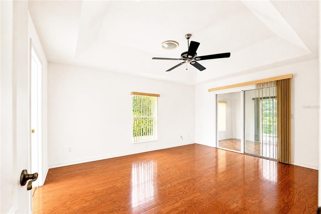 En Venta: $345,900 (3 camas, 2 baños, 1935 Pies cuadrados)