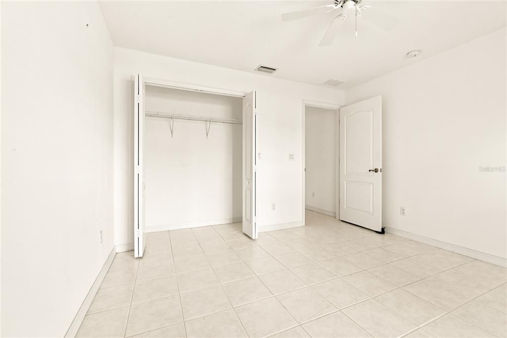 En Venta: $345,900 (3 camas, 2 baños, 1935 Pies cuadrados)