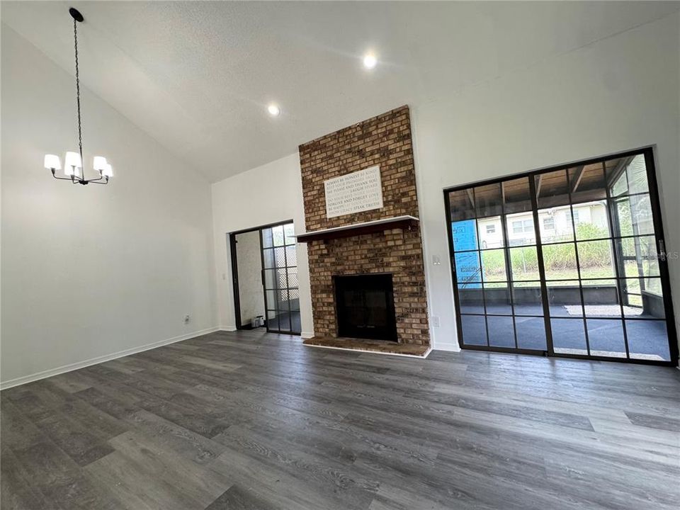 En Venta: $299,900 (3 camas, 2 baños, 1188 Pies cuadrados)