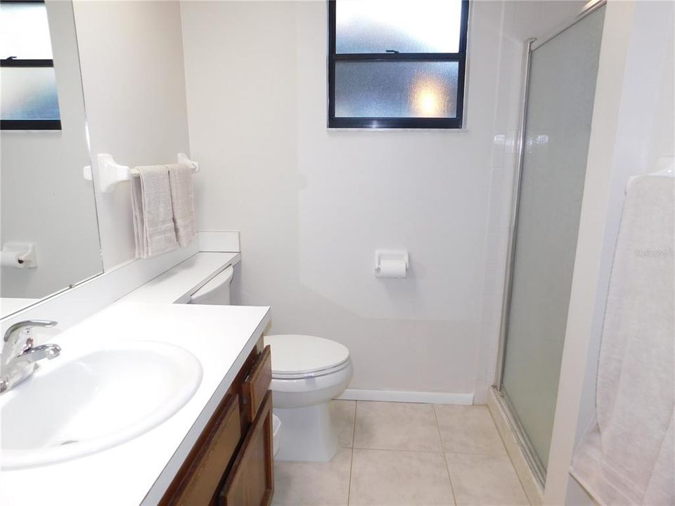 For Rent: $1,900 (2 beds, 2 baths, 924 Square Feet)
