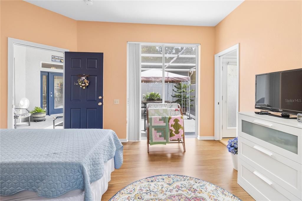 For Sale: $379,900 (3 beds, 3 baths, 1846 Square Feet)