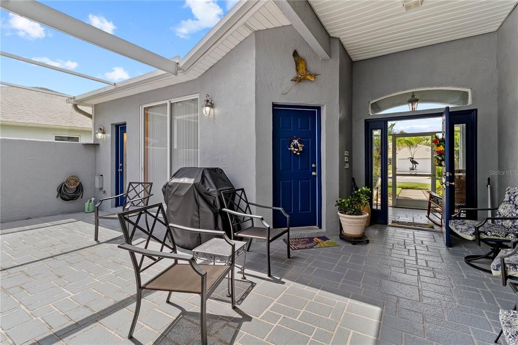 For Sale: $379,900 (3 beds, 3 baths, 1846 Square Feet)
