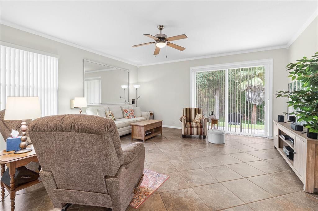For Sale: $379,900 (3 beds, 3 baths, 1846 Square Feet)