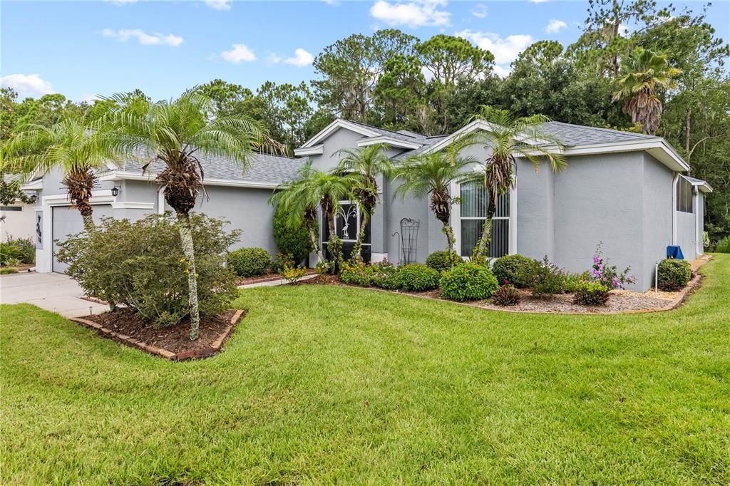 For Sale: $379,900 (3 beds, 3 baths, 1846 Square Feet)