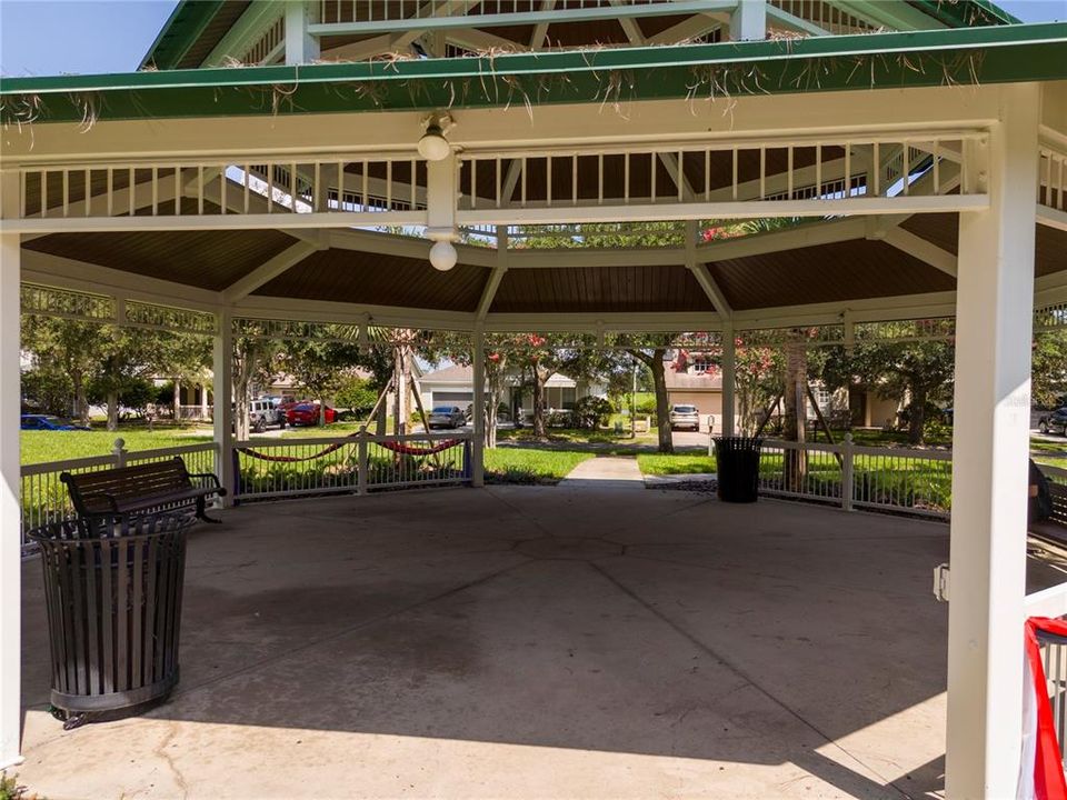 For Rent: $3,100 (4 beds, 2 baths, 2460 Square Feet)