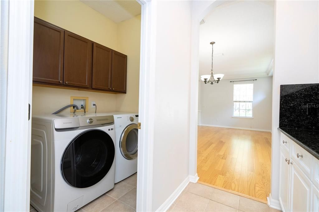For Rent: $3,100 (4 beds, 2 baths, 2460 Square Feet)