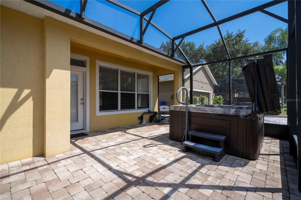For Rent: $3,100 (4 beds, 2 baths, 2460 Square Feet)