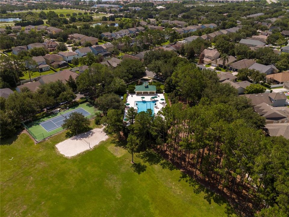 For Rent: $3,100 (4 beds, 2 baths, 2460 Square Feet)