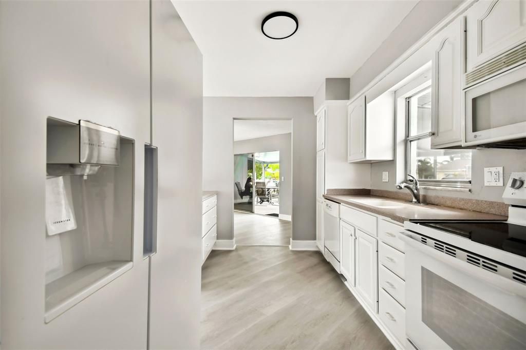 For Rent: $3,300 (3 beds, 1 baths, 1515 Square Feet)