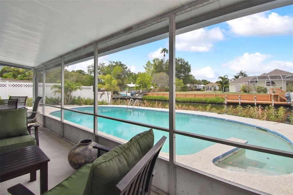 For Rent: $3,300 (3 beds, 1 baths, 1515 Square Feet)