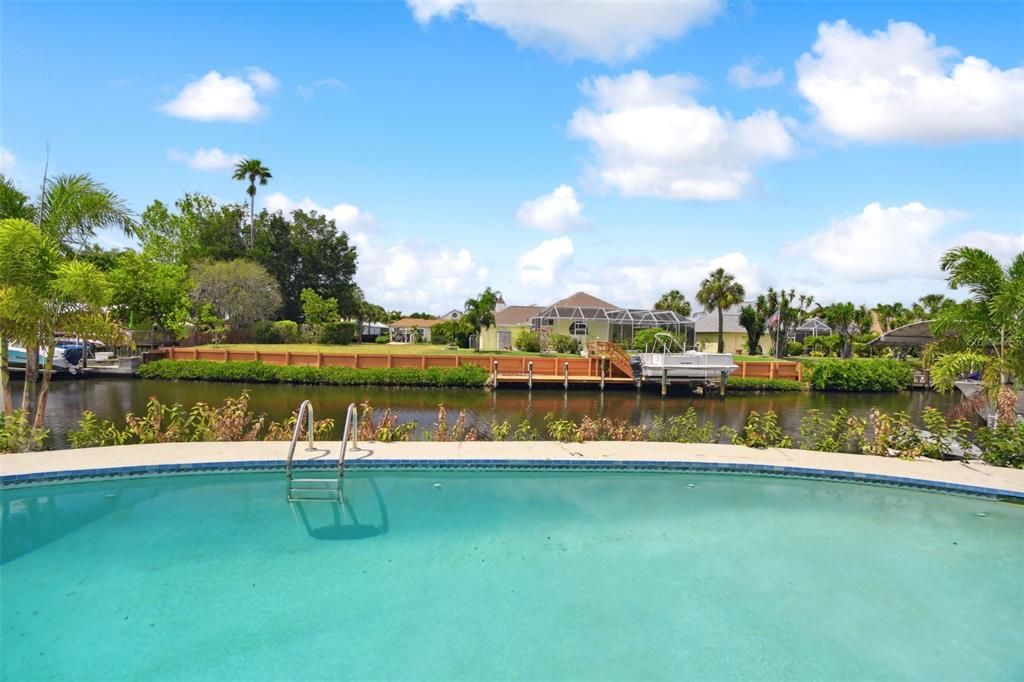 For Rent: $3,300 (3 beds, 1 baths, 1515 Square Feet)