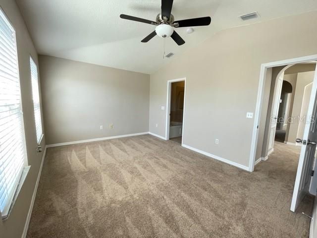 Active With Contract: $2,500 (3 beds, 2 baths, 1500 Square Feet)
