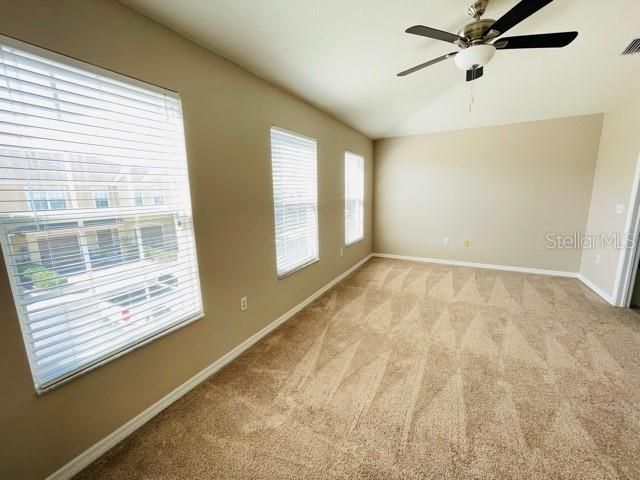 Active With Contract: $2,500 (3 beds, 2 baths, 1500 Square Feet)