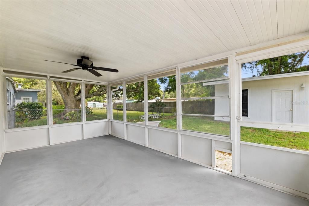 For Sale: $479,000 (4 beds, 3 baths, 1366 Square Feet)