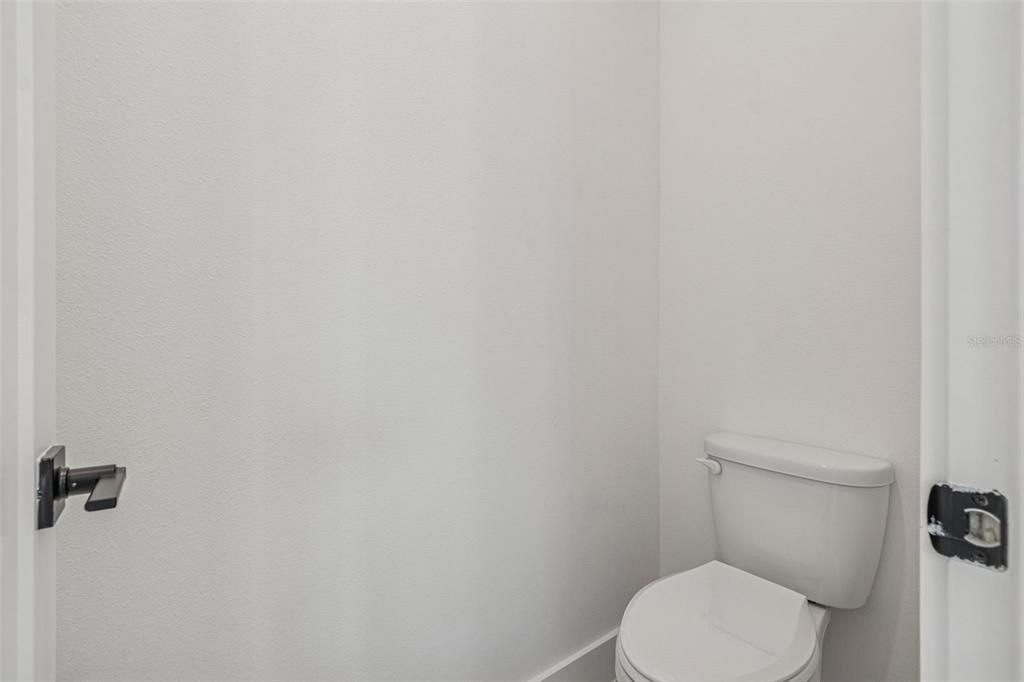 На продажу: $699,999 (4 спален, 3 ванн, 2296 Квадратных фут)
