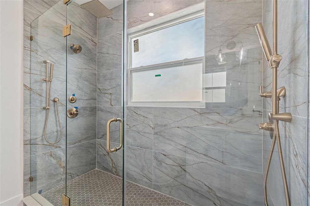 На продажу: $699,999 (4 спален, 3 ванн, 2296 Квадратных фут)