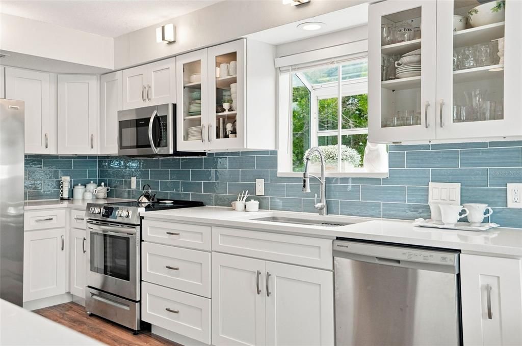 En Venta: $625,000 (3 camas, 2 baños, 2252 Pies cuadrados)