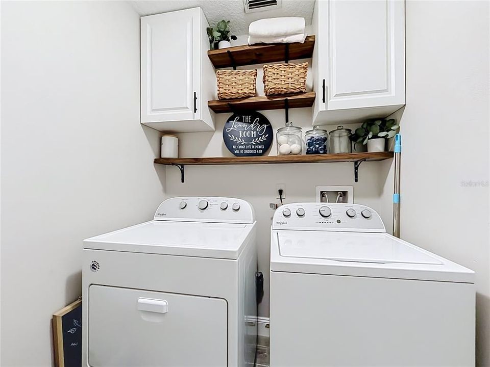 На продажу: $449,900 (3 спален, 2 ванн, 1518 Квадратных фут)