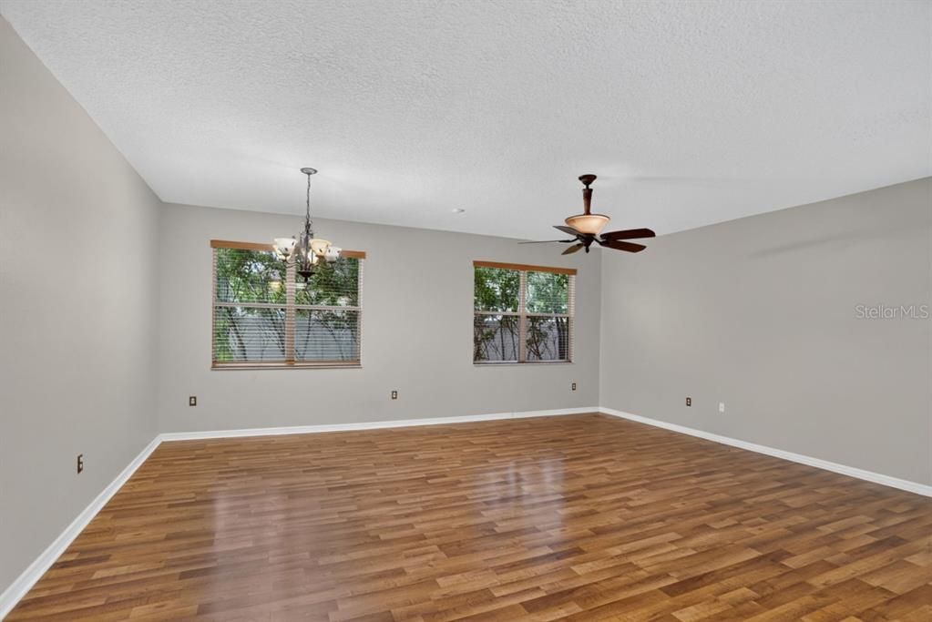 For Sale: $475,000 (4 beds, 2 baths, 2746 Square Feet)