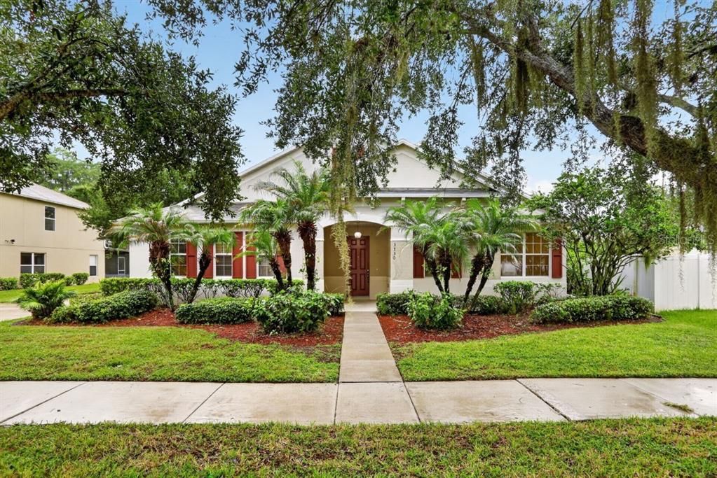 For Sale: $475,000 (4 beds, 2 baths, 2746 Square Feet)