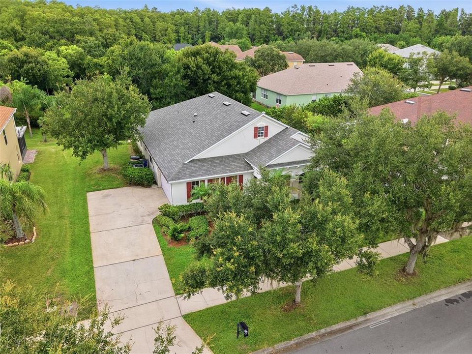 For Sale: $475,000 (4 beds, 2 baths, 2746 Square Feet)